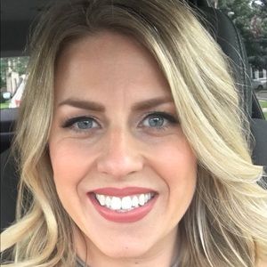 Meet your Posher, Cali